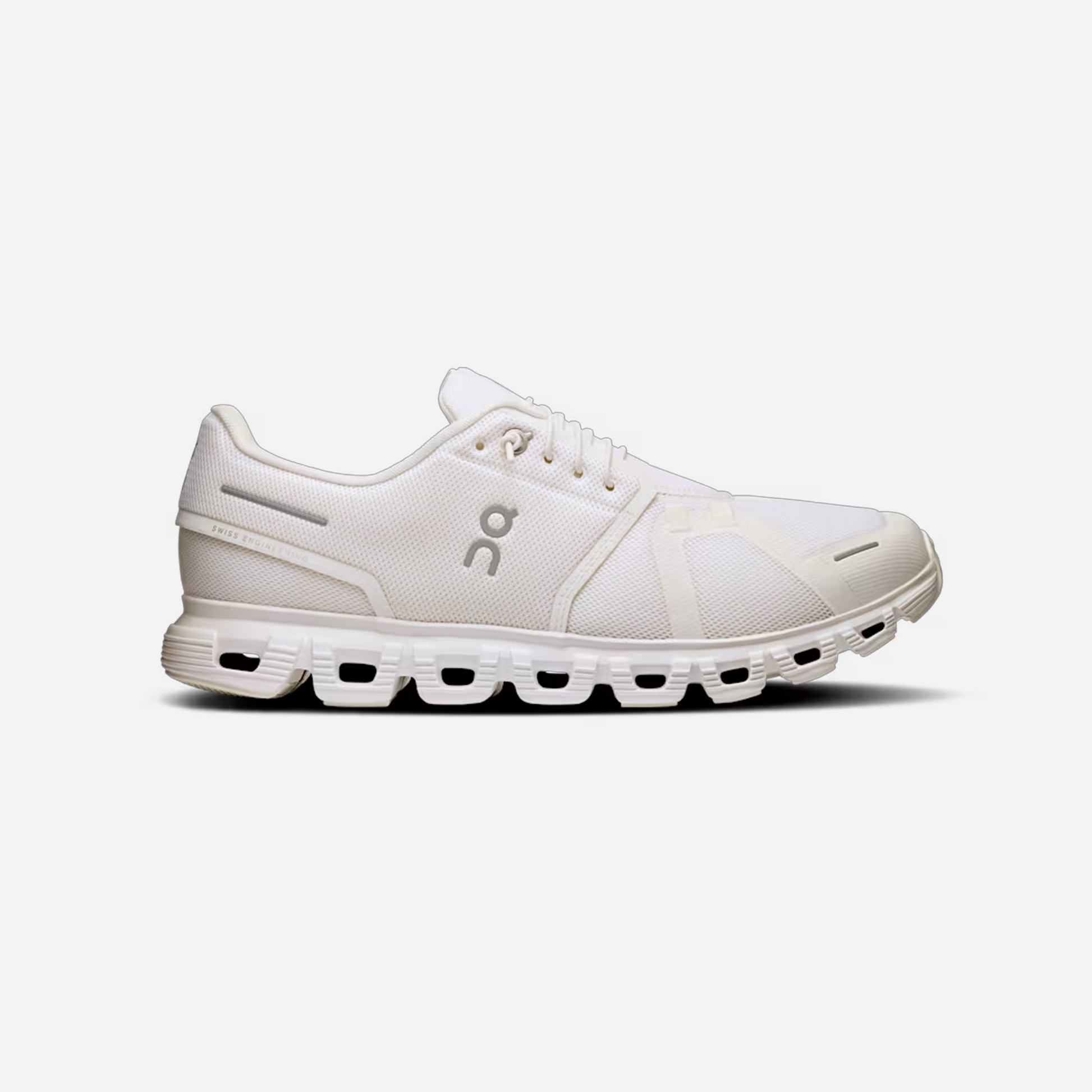 ON Running Cloud 6 White White