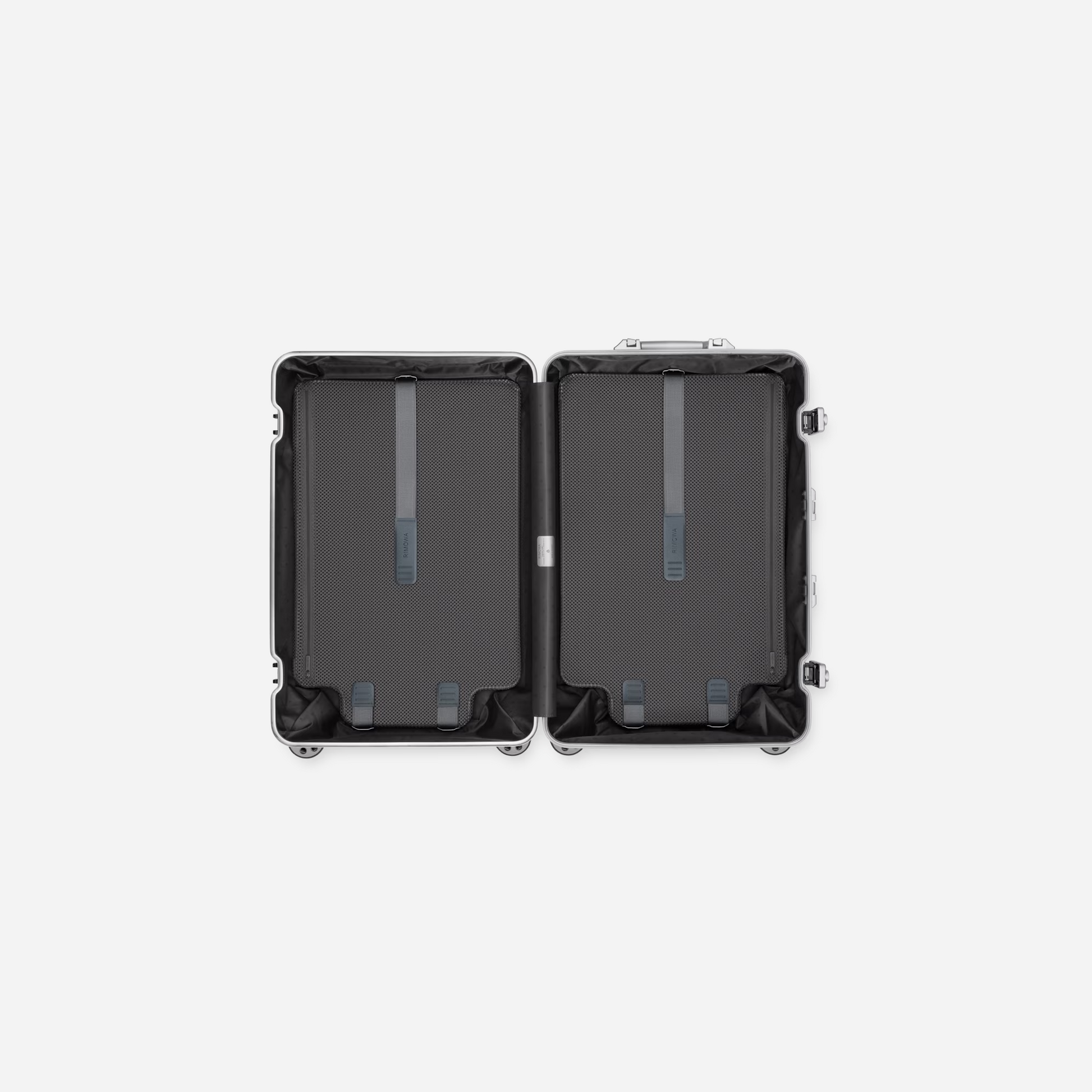 RIMOWA Original Check In- M Silver