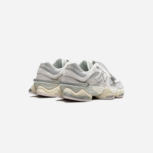 9060 'GREY MATTER DECEMBER SKY'
