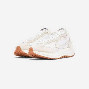 Nike Vaporwaffle Sacai Sail Gum