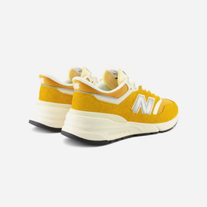 New Balance 997R Varsity Gold Unisex