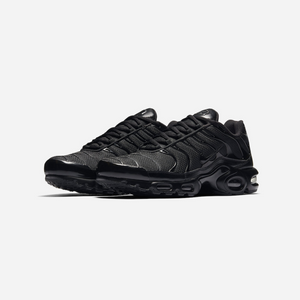Nike Air Max Plus Triple Black