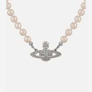 Vivienne Westwood Man. Mini Bas Relief Pearl Necklace