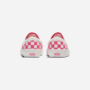 Vans Classic Slip-On Checkerboard Shoe Honeysuckle Pink / White