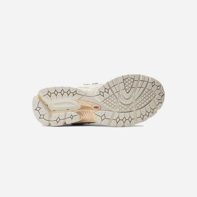 New Balance 2002R Protection Pack Sandstone