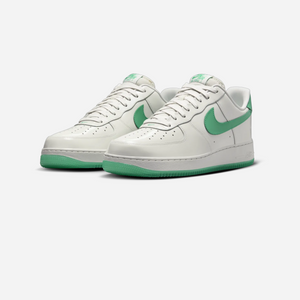 Nike Air Force 1 Low '07 Patent Platinum Tint Stadium Green
