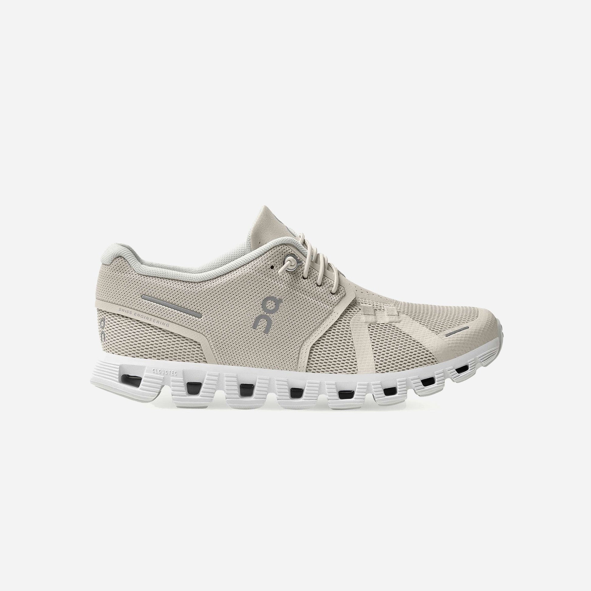On Running Cloud 5 Pearl White WMNS