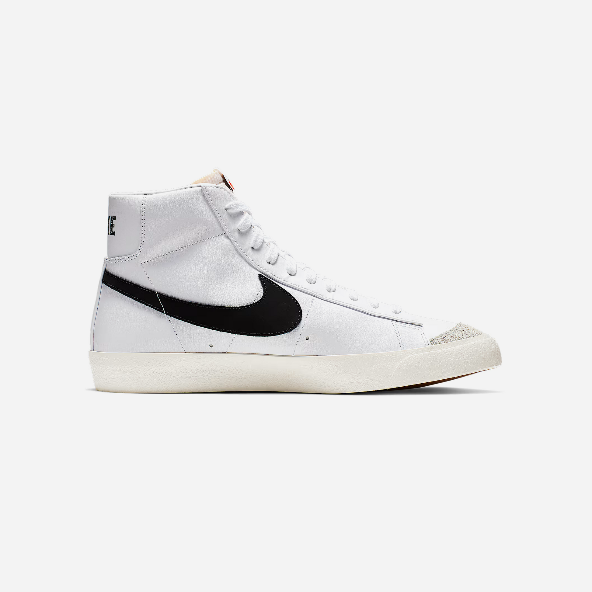 Nike Men Blazer Mid '77 Vintage High-Top Basketball Shoes