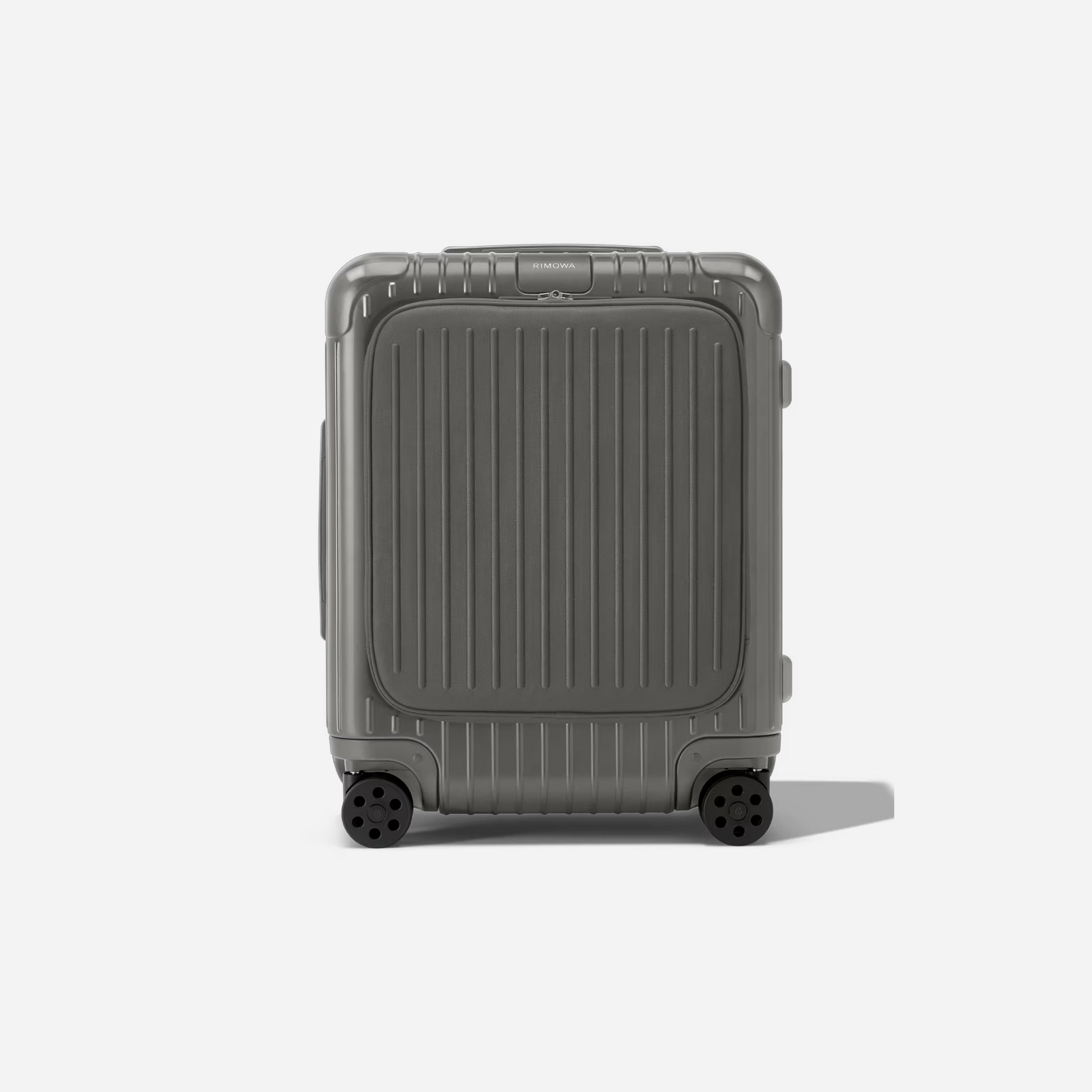 RIMOWA Essential Sleeve Cabin Plus