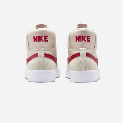 Nike Mens SB Zoom Blazer Mid Shoes