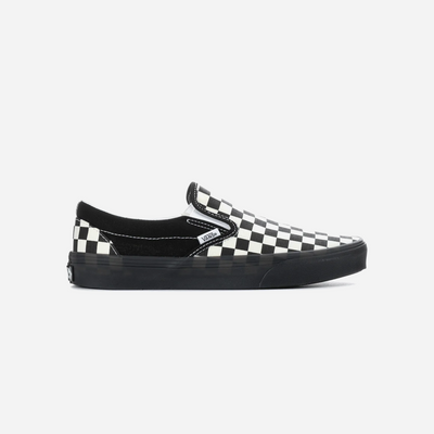 Vans Classic Slip-On Checkerboard Shoe Black / White