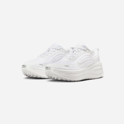 Nike Vomero Plus White/Photon Dust/Metallic Silver/Summit White