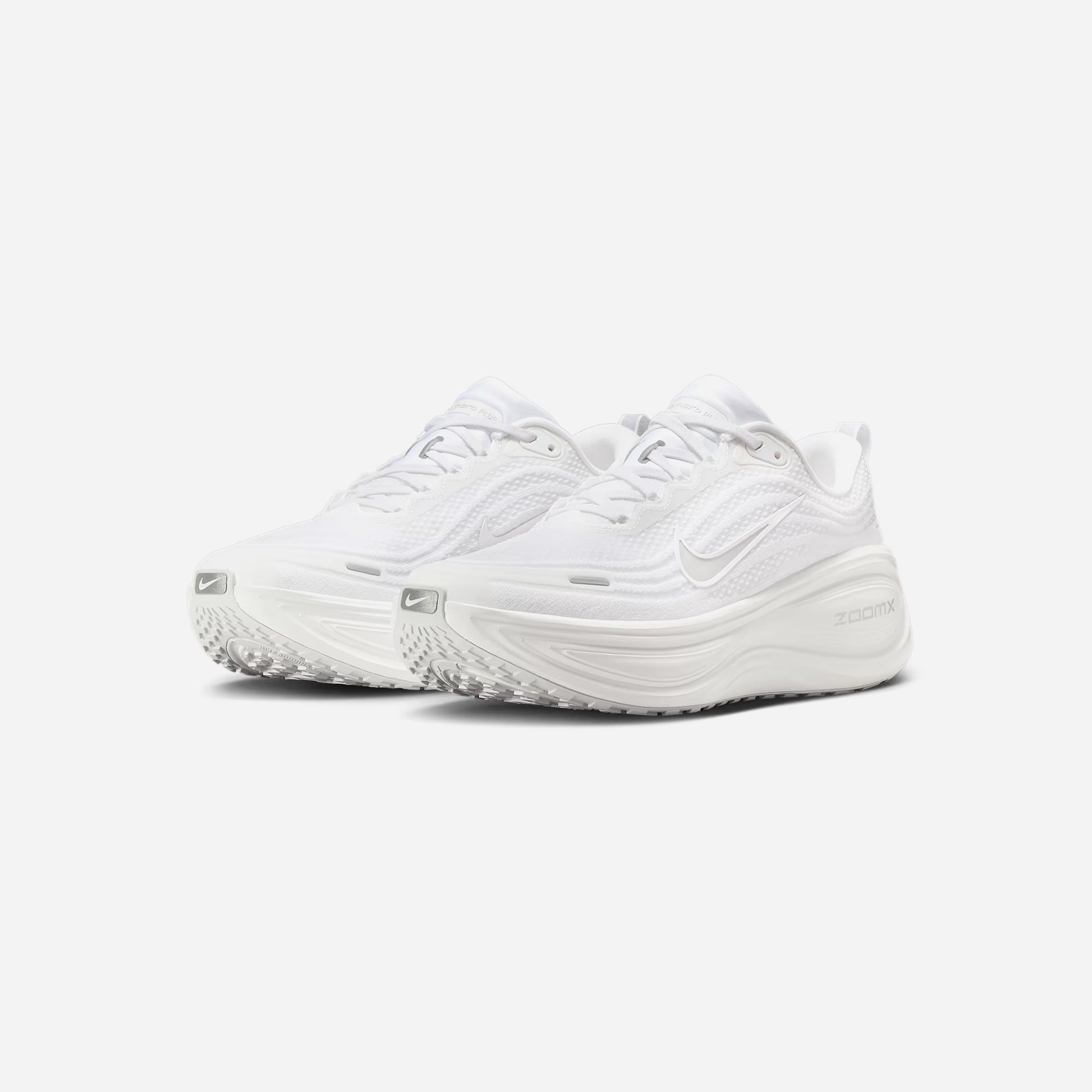 Nike Vomero Plus White/Photon Dust/Metallic Silver/Summit White