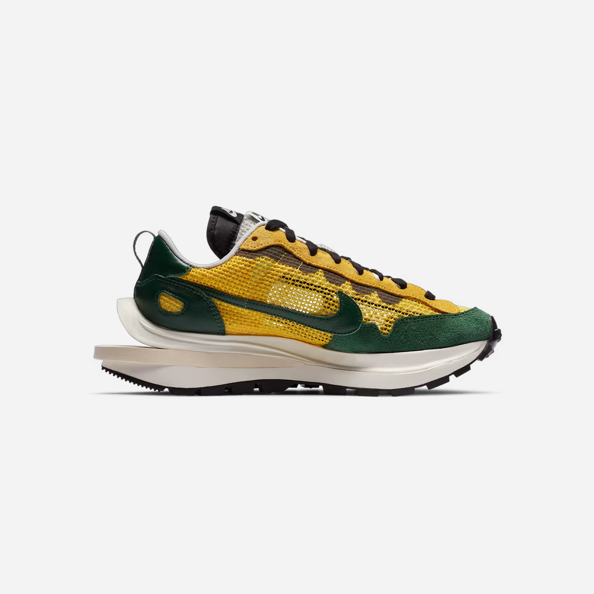 Nike Vaporwaffle Sacai Tour Yellow Stadium Green