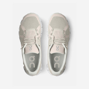 On Running Cloud 5 Pearl White WMNS