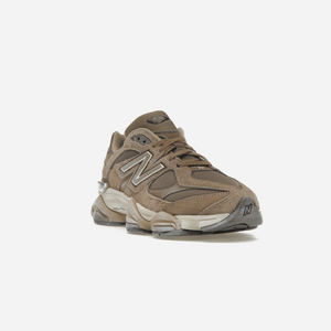 New Balance 9060 Mushroom Timberwolf