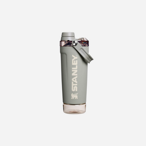 Stanley Activate Shaker Sage Grey - 20 oz
