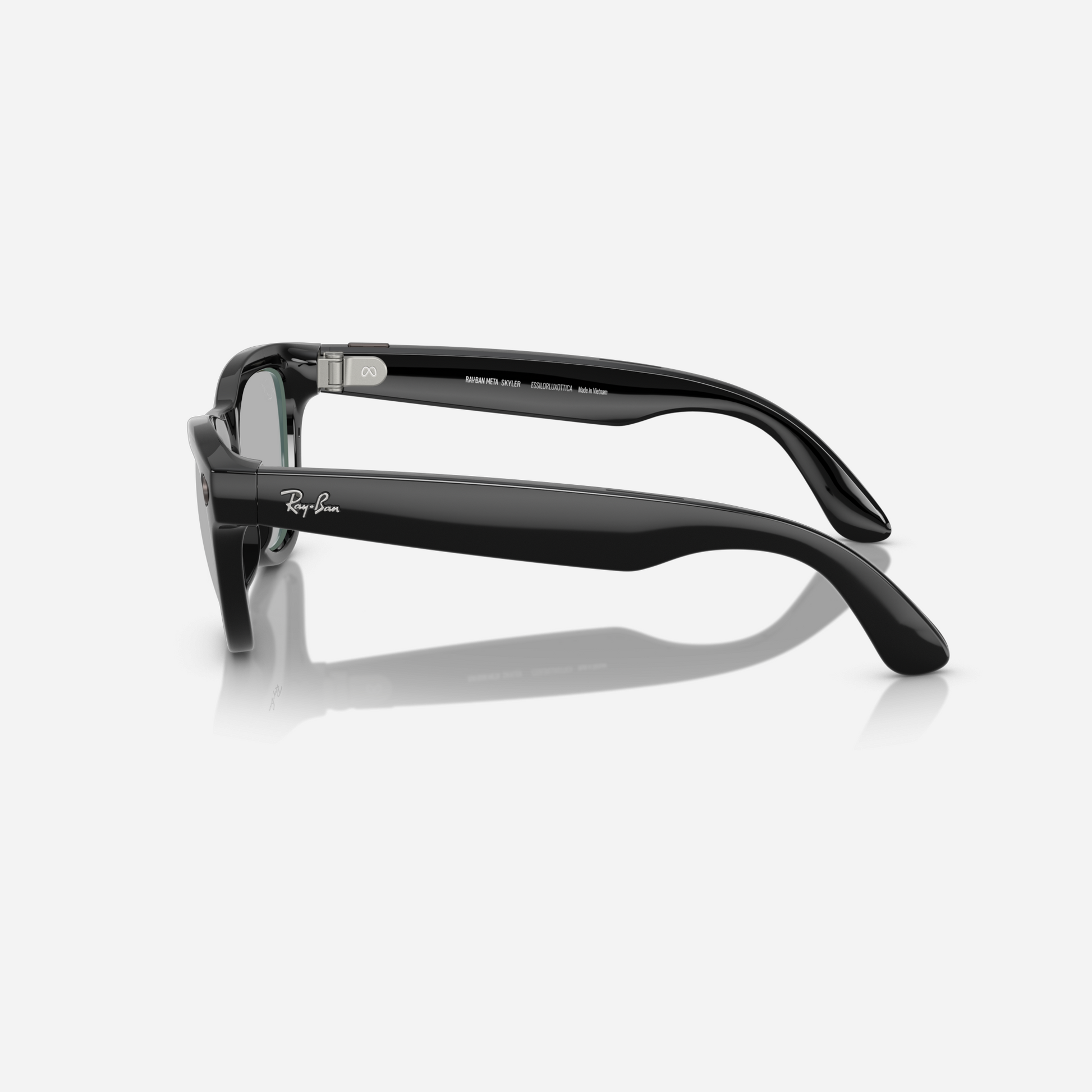 Ray-Ban Meta Skyler Shiny Black Clear