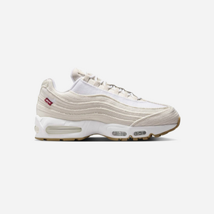 Nike x Levi's Air Max 95 OG Light Orewood Brown
