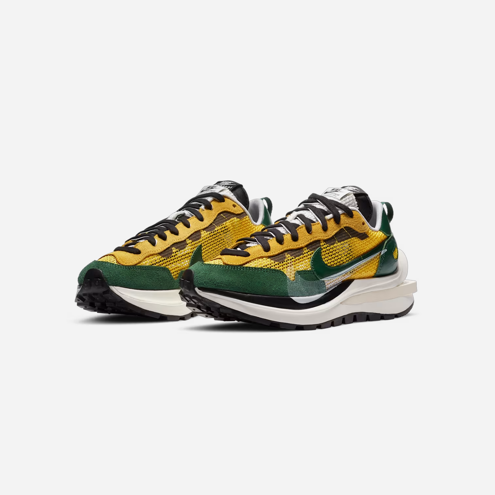 Nike Vaporwaffle Sacai Tour Yellow Stadium Green
