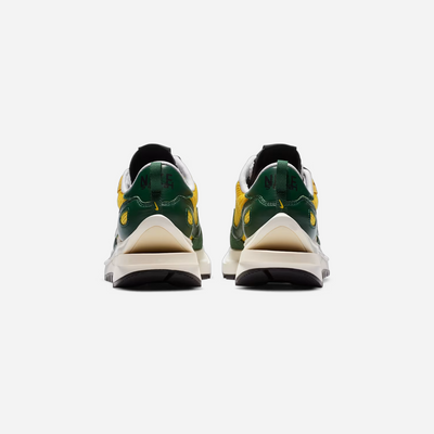 Nike Vaporwaffle Sacai Tour Yellow Stadium Green