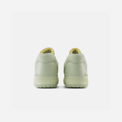 New Balance 550 Deep Lichen Green/Pistachio Butter