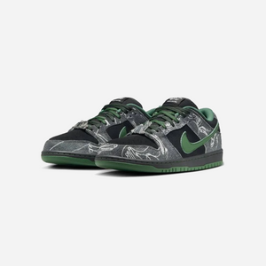 Nike SB Dunk Low There Skateboards