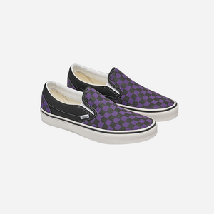 Vans Classic Slip-On Checkerboard Shoe Black / Gothic Grape