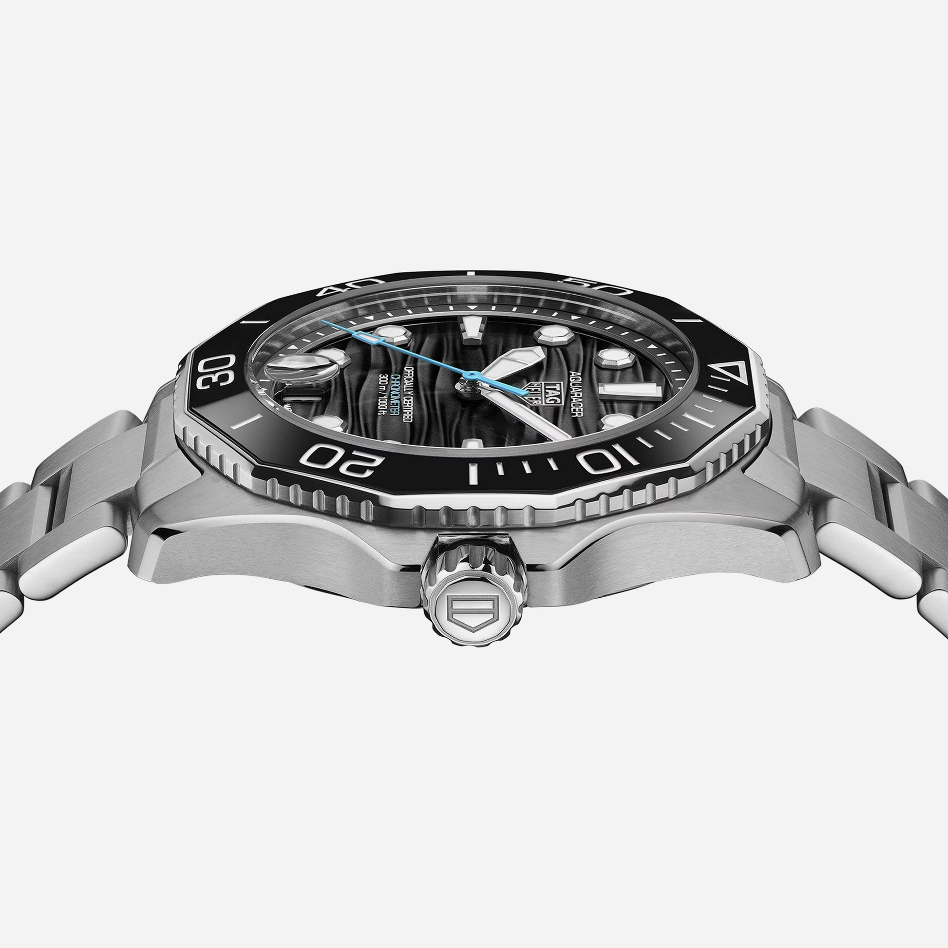 TAG HEUER ACQUARACER PROFESSIONAL 300 DATE WBP5110.BA0013