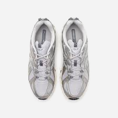 New Balance 610v1