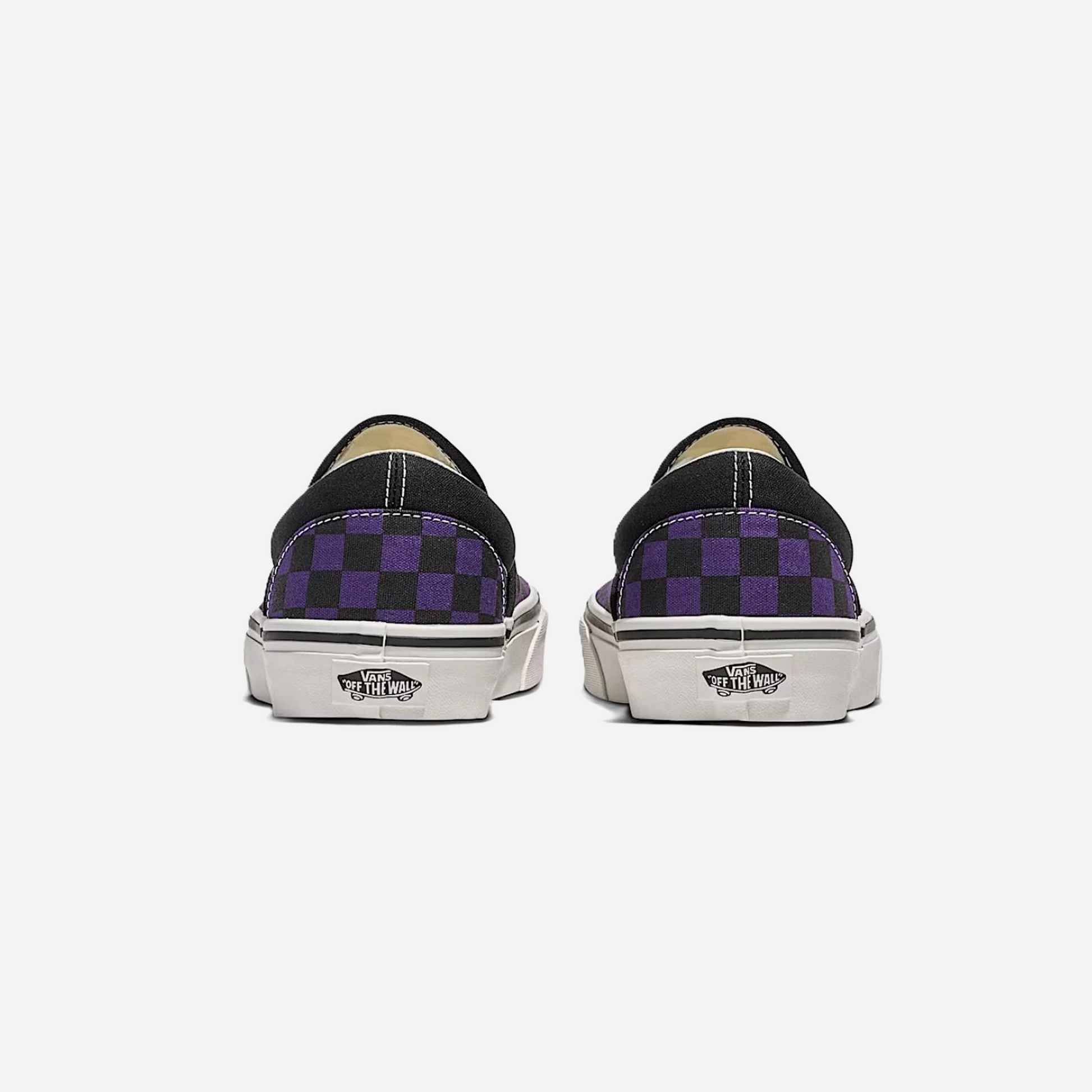 Vans Classic Slip-On Checkerboard Shoe Black / Gothic Grape