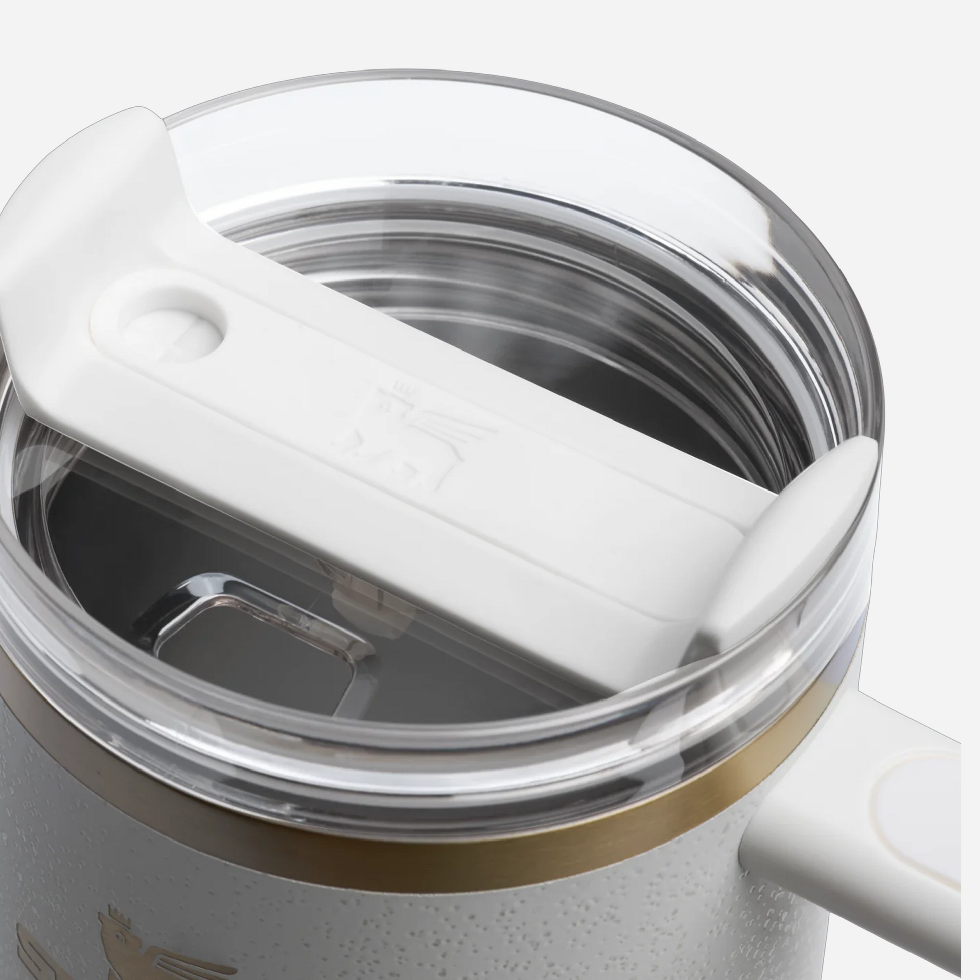 Stanley Quencher H2.0 FlowState Tumbler Cream Moon 40 oz