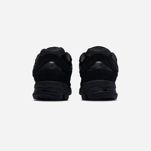 New Balance 2002R Triple Black Suede