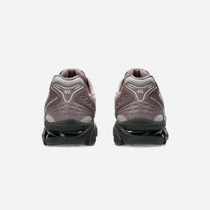 ASICS GEL-KAYANO 14 Unisex Textured Sneakers