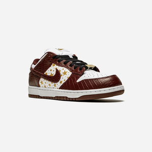 SB DUNK LOW SUPREME STARS BARKROOT BROWN