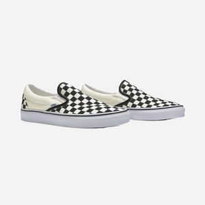 Vans Classic Slip-On Checkerboard Shoe Black / Off White