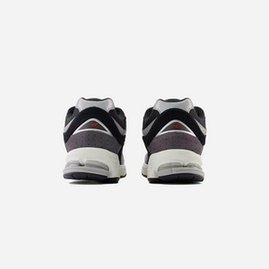 New Balance 2002R Slate Grey/Raincloud