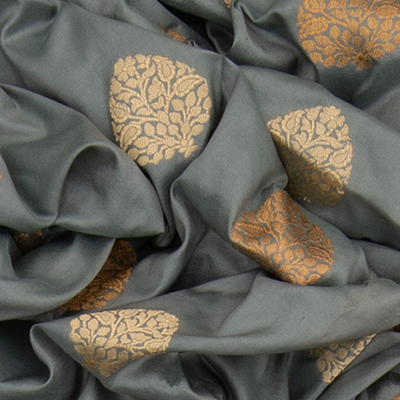 Grey Handwoven Benarasi SIlk Saree With Flower Butta & Diamond Motifs in Border & Pallu-Grey