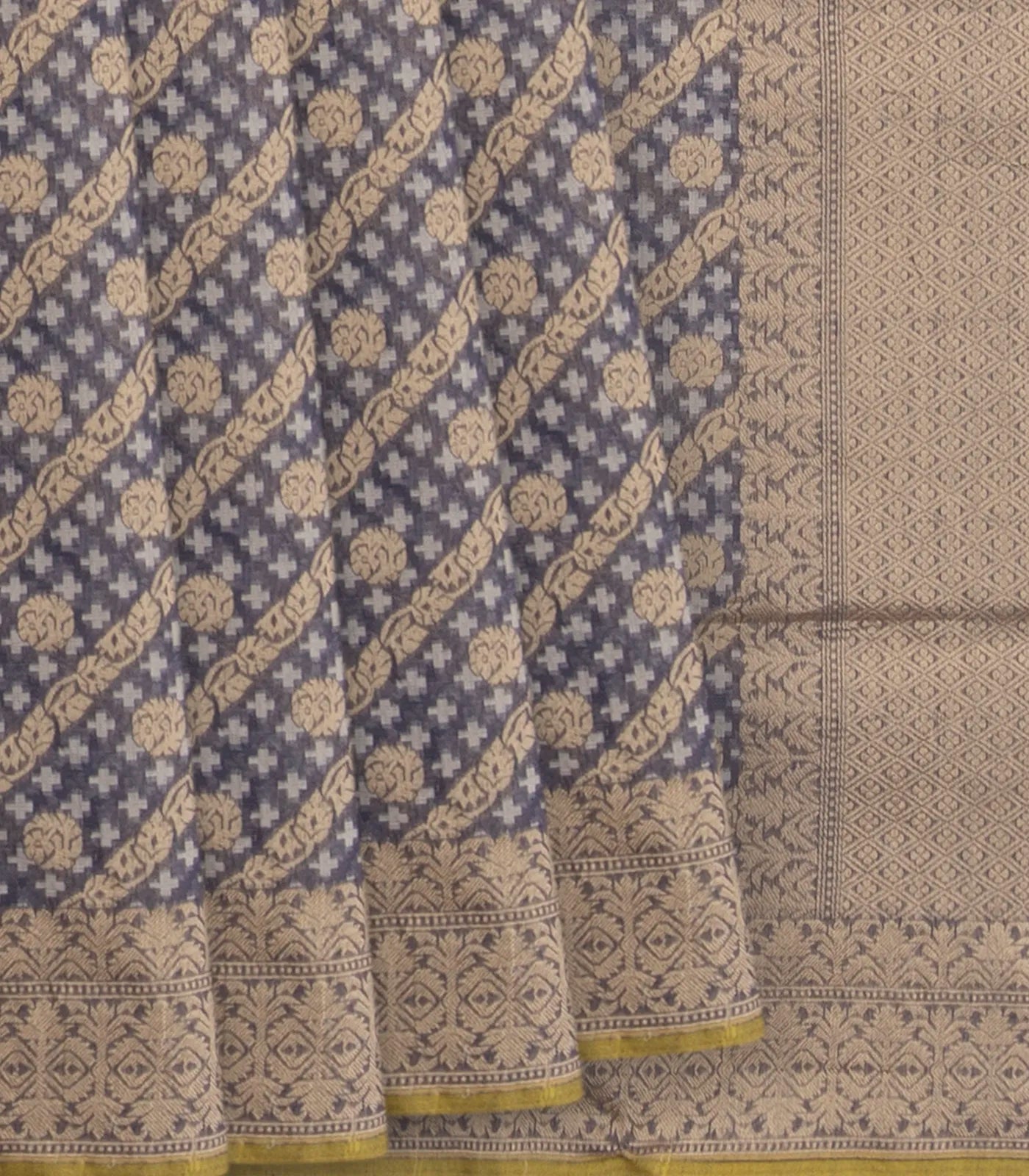 Grey Handwoven Benarasi Organza Silk Saree With Diagonal Vine Motifs -Grey