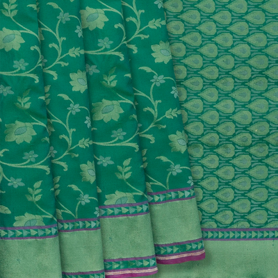 Green Handwoven Uppada Weave Silk Saree With Floral Vine Motifs & Zari Border-Green