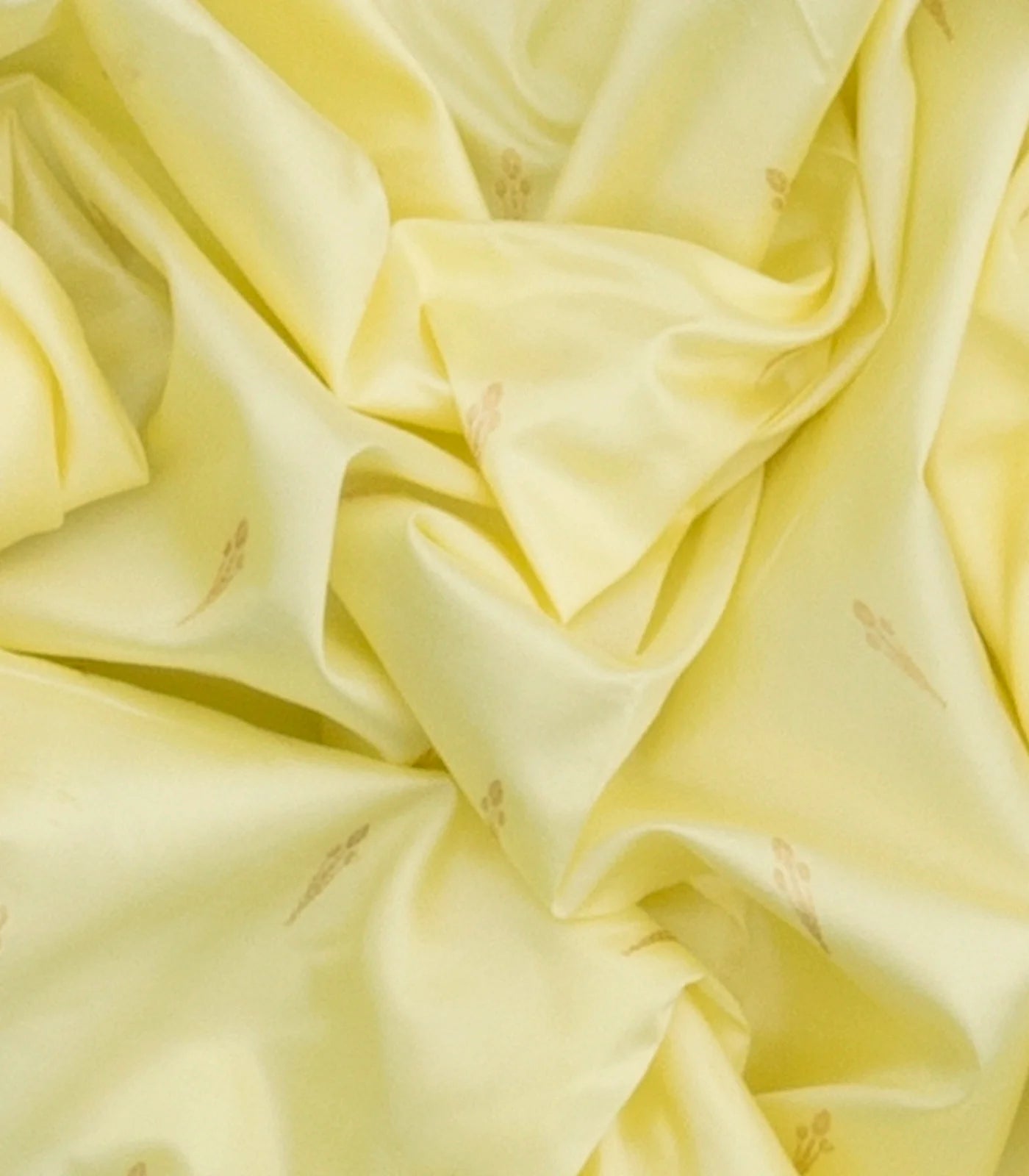 Cream Banarasi Silk Saree With Floral Butta-Cream