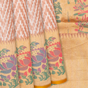 Light Peach Handloom Banarasi Kora Silk Saree With Chevron Motifs-Light Peach