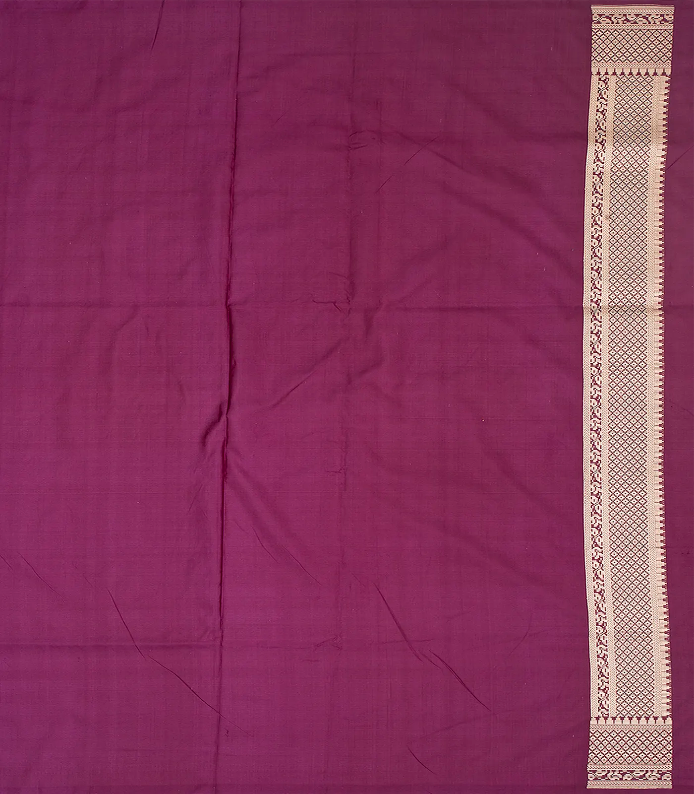 Magenta Handloom Banarasi Silk Saree With Meena Floral Motifs-Magenta