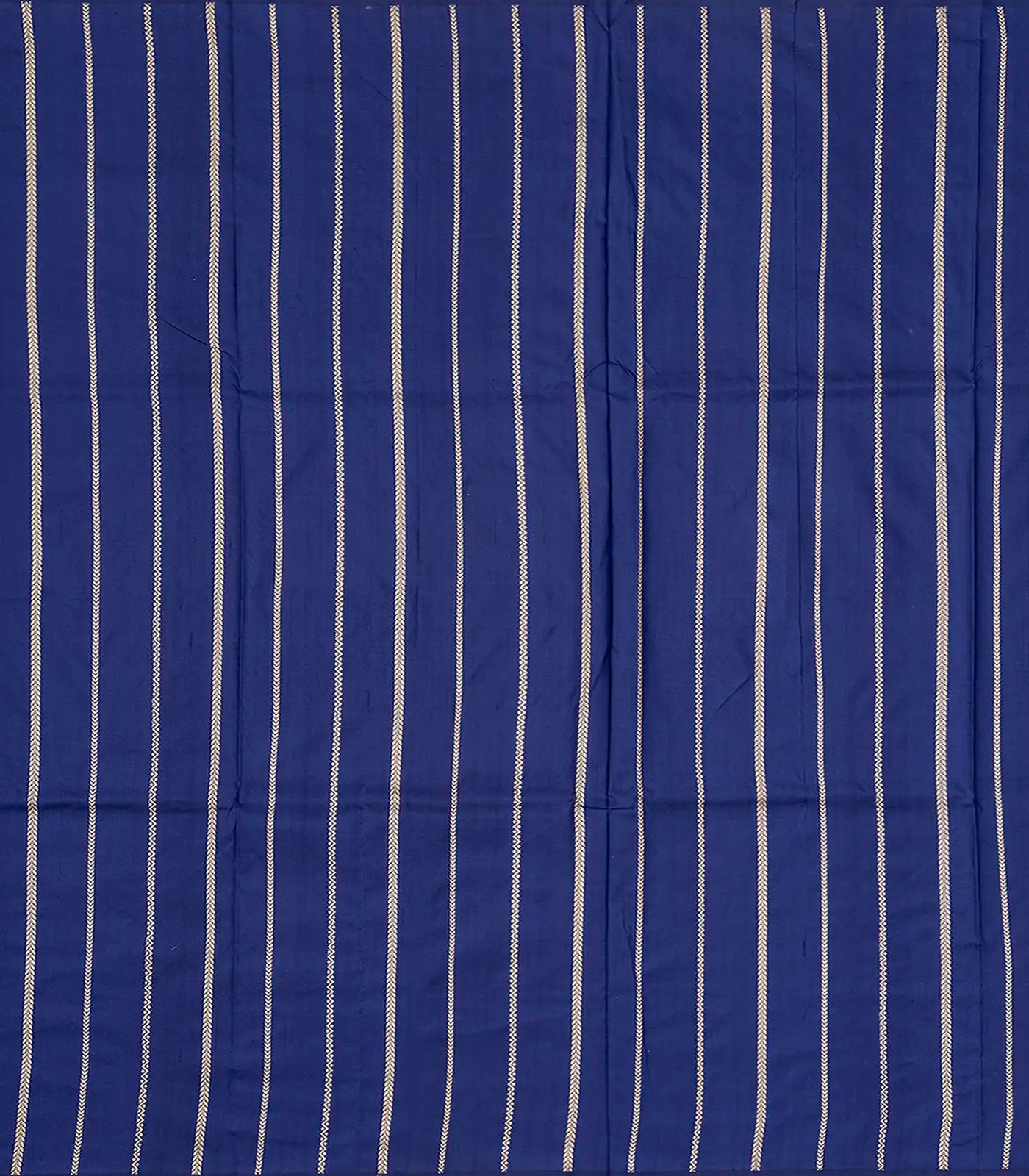 Leafy Green Handloom Banarasi Silk Saree With Floral Buttas-Leaf Green