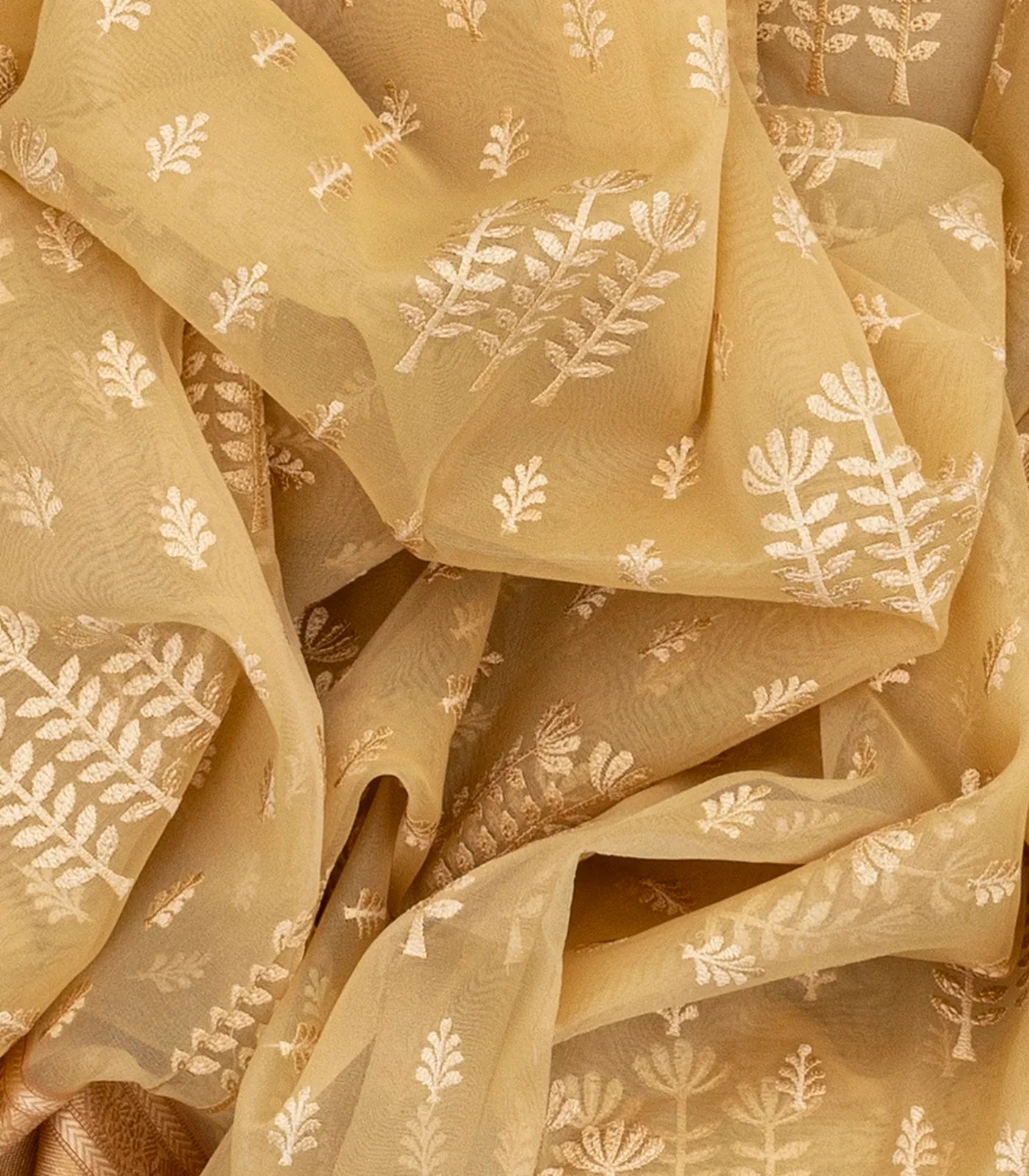 Beige Woven Blended Organza Saree With Floral Motifs-Beige