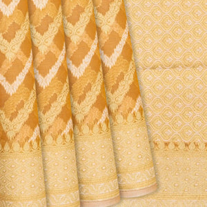 Light Peach Blended Banarasi Cotton Saree With Floral Chevron Motifs-Light Peach