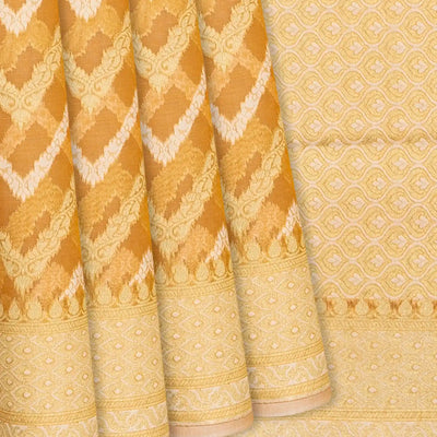 Light Peach Blended Banarasi Cotton Saree With Floral Chevron Motifs-Light Peach