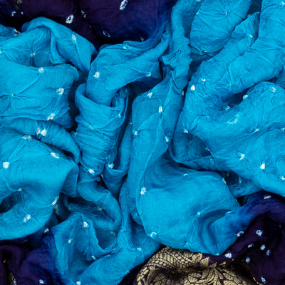 Light Blue Woven Blended Bandhej Saree With Floral Motifs-Light Blue