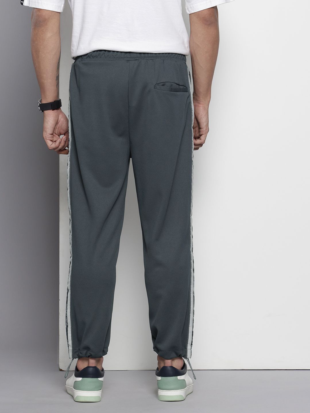 Men's Grey Relaxed Fit Printed Wide Leg Joggers