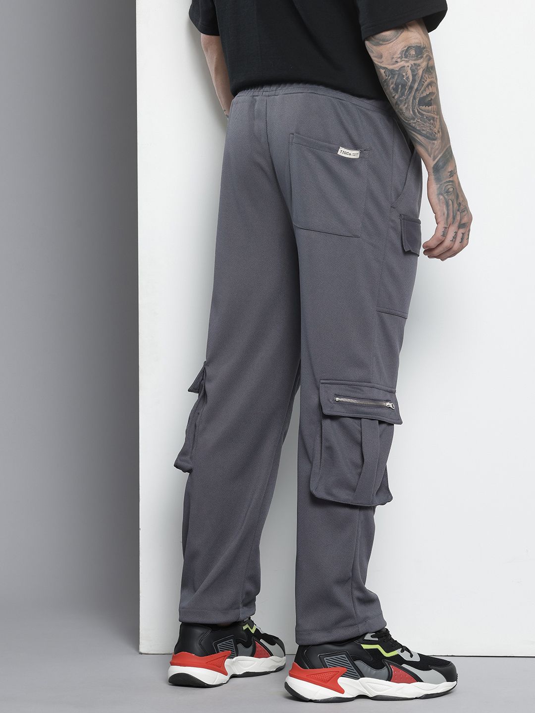 Men's Grey Relaxed Fit Textured Wide Leg Cargo Joggers